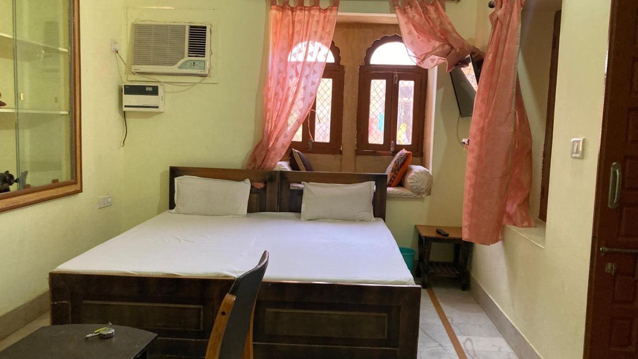 Hotel Roop Mahal Jaisalmer Extérieur photo